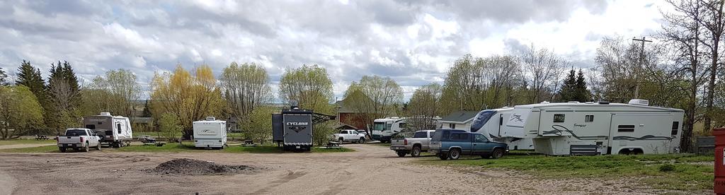 Elk Point Motel & Rv Park Exterior photo