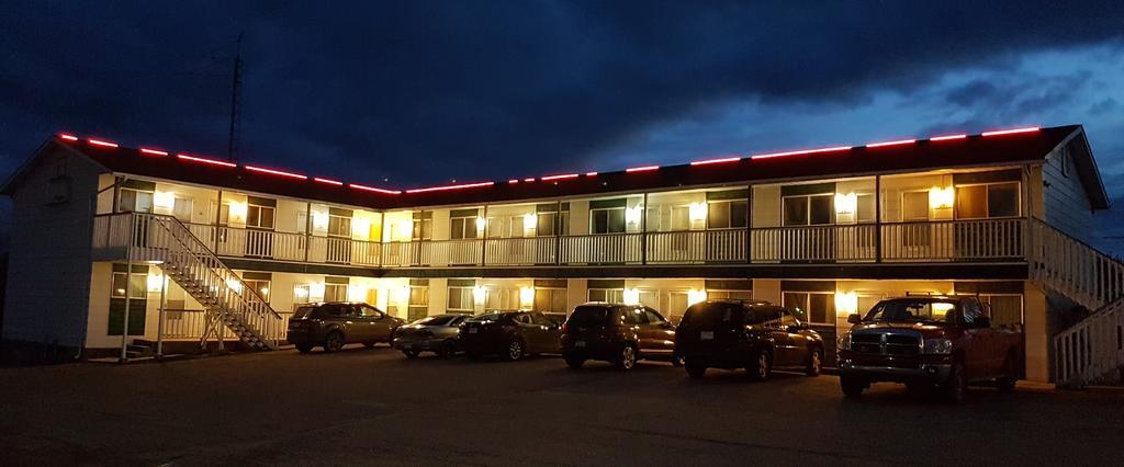 Elk Point Motel & Rv Park Exterior photo