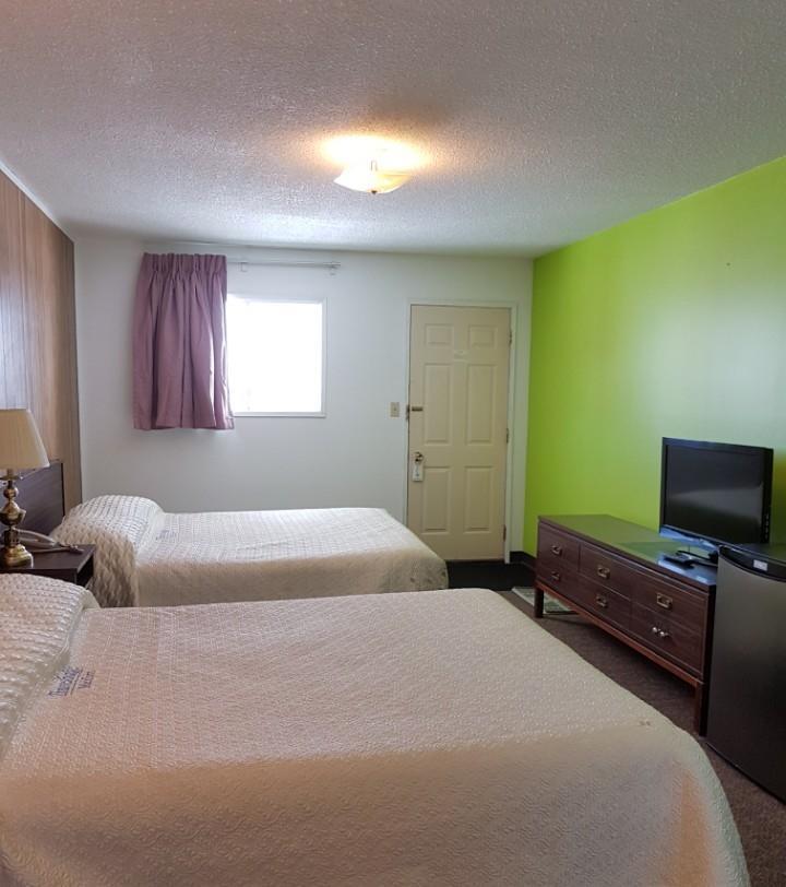 Elk Point Motel & Rv Park Exterior photo